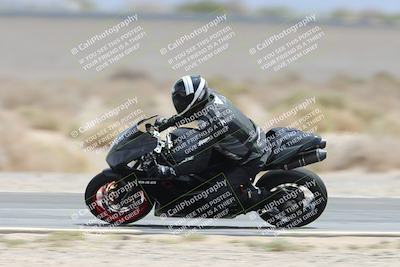 media/May-05-2025-Moto Forza (Mon) [[3c1838c5e5]]/2-B Group/Session 3 (Panning Test Turn 14 Inside)/